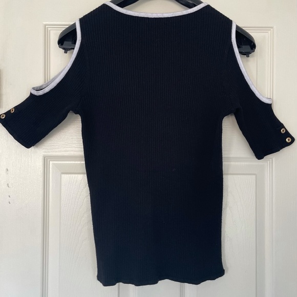 ROZ & ALI Black & White Cold Shoulder Top Medium - Picture 2 of 11